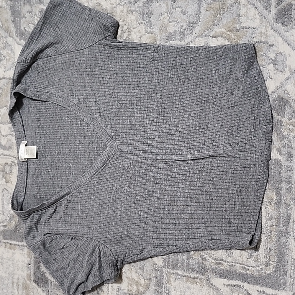 Grey crop top